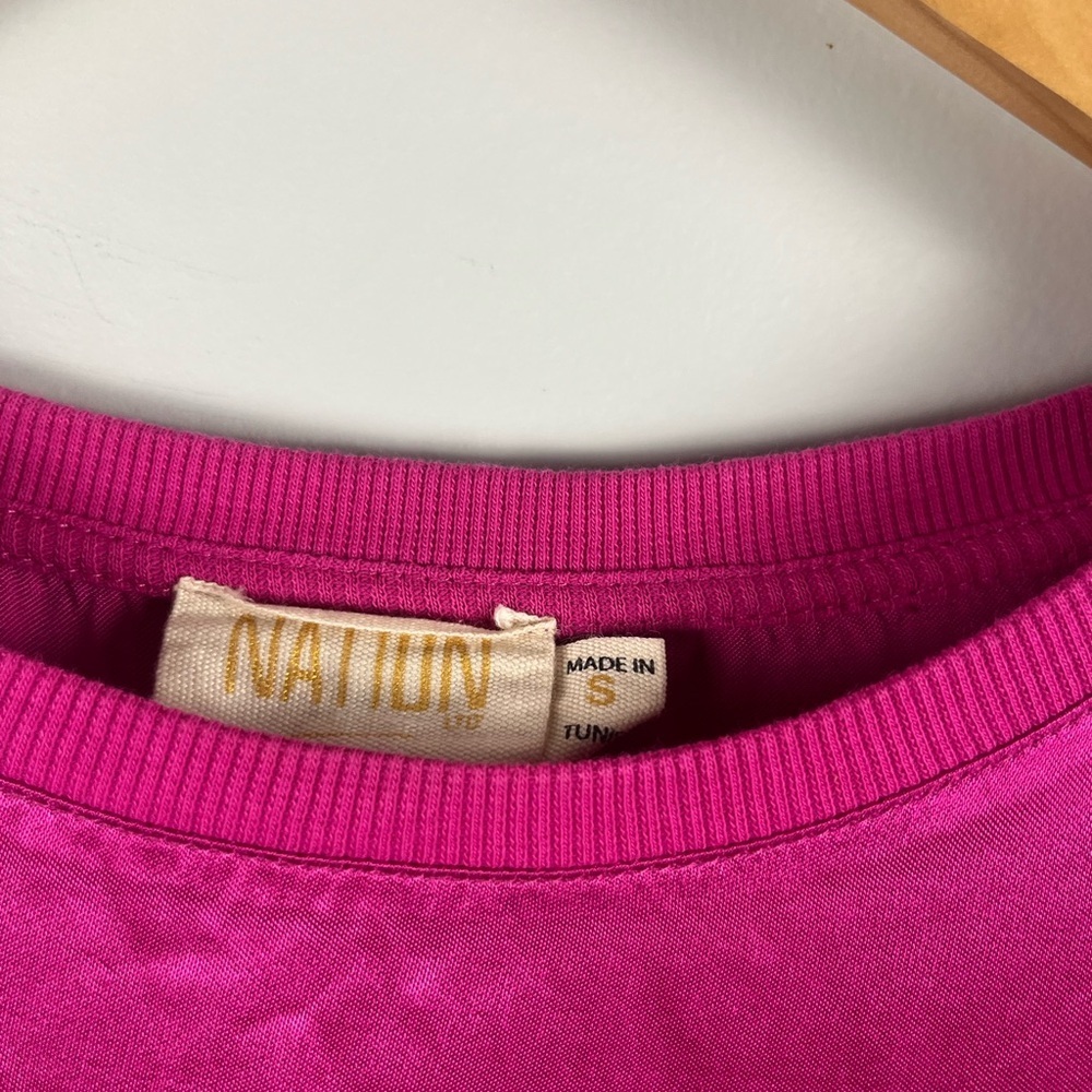 Nation LTD Donna Bell Sleeve top in miss magenta size small - Picture 4 of 9